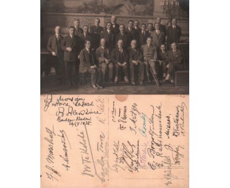 Baden – Baden 1925. Postalisch nicht gelaufene, schwarzweiße Postkarte mit 21 eigenhändigen Unterschriften, meist von Teilneh