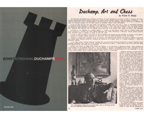 Duchamp. Strouhal, Ernst. Duchamps Spiel. Wien, Sonderzahl, 1994. 8°. Mit Textabbildungen und Diagrammen. 163 Seiten, 2 Bll. 