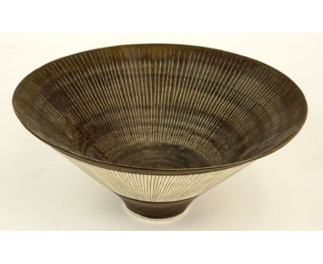 Lucie Rie, British  (1902 - 1995) Pottery Bowl. Signed on Bottom. Good Condition or Better. Measures 3-3/4 Inches Tall, 9 Inc