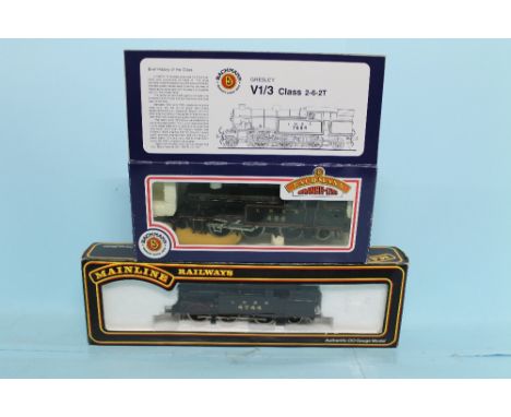 Bachmann and Mainline oo gauge pair of LNER steam locomotives both boxed (2)