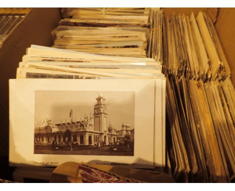 Approximately 1100 vintage postcards mainly topographical 
