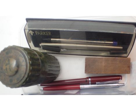 Collection of mixed pens and a bakelite travelling ink case and bottle CONDITION REPORT: Pens are a mixture of ballpoint. Bak