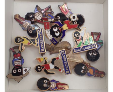 Collection of vintage Robertson Golly badges