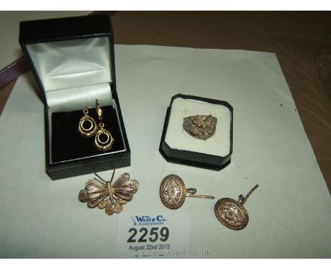 A Silver filigree Ring, similar Brooch and Cufflinks, with a pair of yellow metal drop earrings
