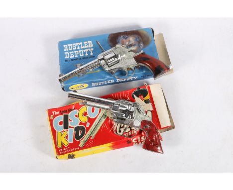 The Lone Star Cicsco Kid 100 shot repeater cap gun with 'silver gleam' finish, boxed and a Crescent Toys 132/S Rustler Deputy