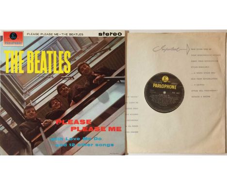 THE BEATLES - PLEASE PLEASE ME LP (UK STEREO 5TH PRESSING - PCS 3042 - SUPERB COPY). A fantastic condition collectable 5th UK