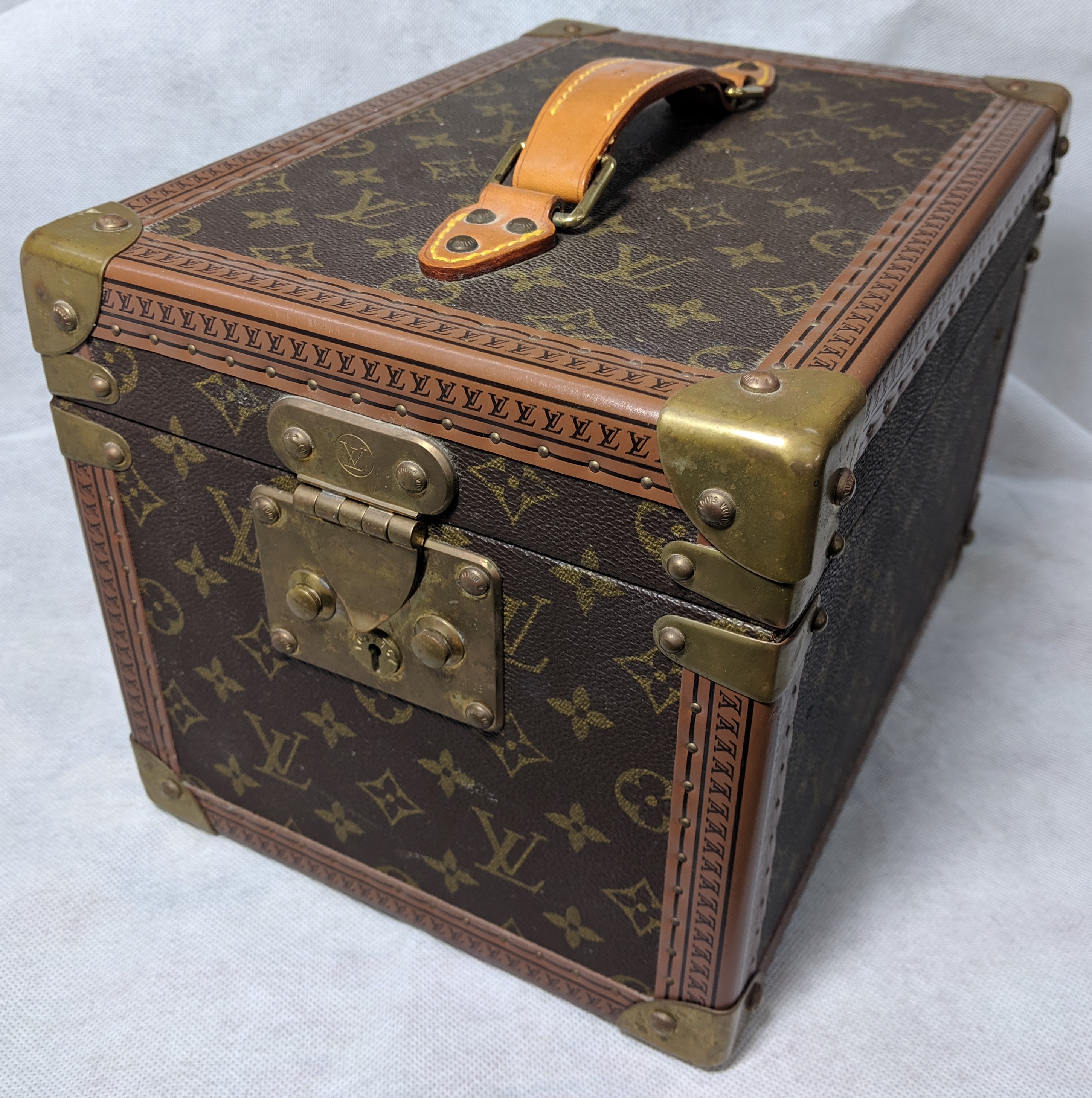 louis vuitton vanity case vintage