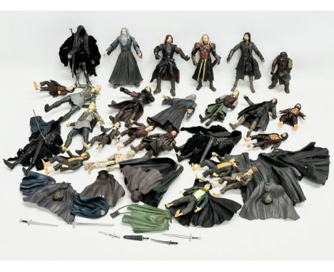 A collection of Toy Biz The Lord of the Rings action figures. 18-19cm. 