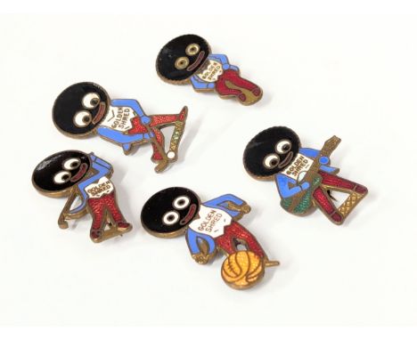 A quantity of vintage Golly badges. Notice from the the-saleroom.com: These items are listed on the basis they are illustrati