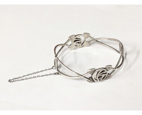 A silver bracelet / bangle. 16.4g 