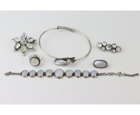 Collection of moonstone jewellery to include bracelet, comprising nine graduated oval cabochon cut moonstone, dimensions of p