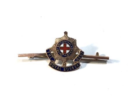 9ct gold enamel the royal sussex sweetheart brooch weight 2.6g 