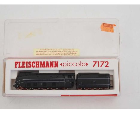 A FLEISCHMANN N gauge German outline BR01 class streamlined steam locomotive in DR black livery - VG in G/VG box
