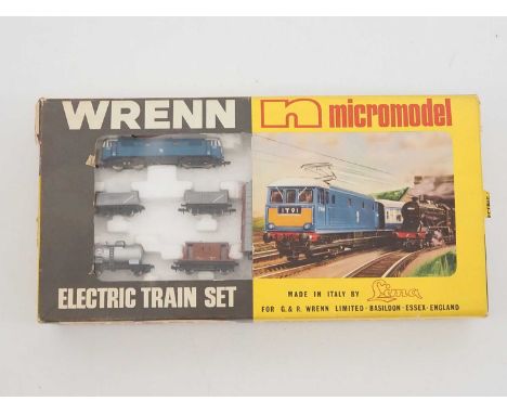 A WRENN (by LIMA) N gauge No. 2 BR Goods train set comprising electric locomotive (pantograph missing), 4 wagons (plus a loos
