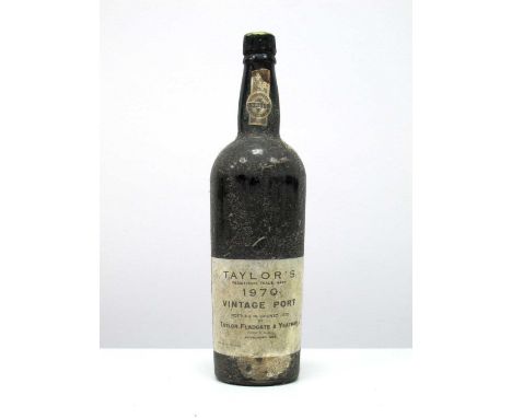 Port - Taylor's 1970 Vintage Port, bottled in Oporto 1972.