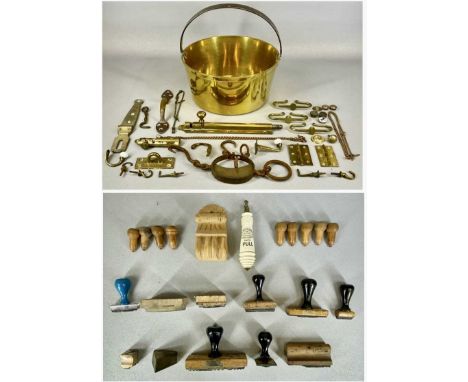 INTERESTING ASSORTMENT OF COLLECTABLES, including W. J. Scudamore brass and ceramic bath pull, antique steel and brass spring
