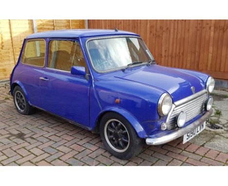 1998 Mini Paul Smith, 1275 cc. Registration number S190 LVN. Chassis number SAXXNWAZEWD161688. Engine number 12A2LL88 370755.