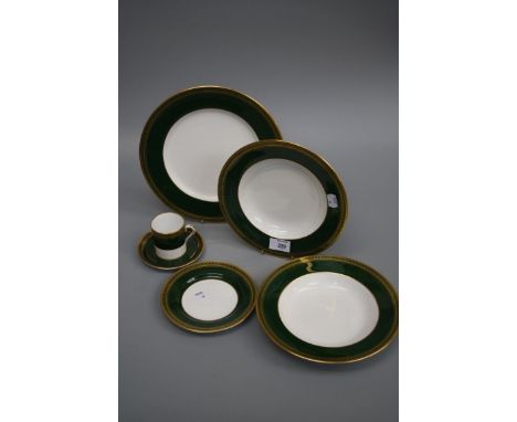 A 20th century Spode dinner service comprising seven dinner plates, eight salad plates, eight soup dishes, eight side plates,