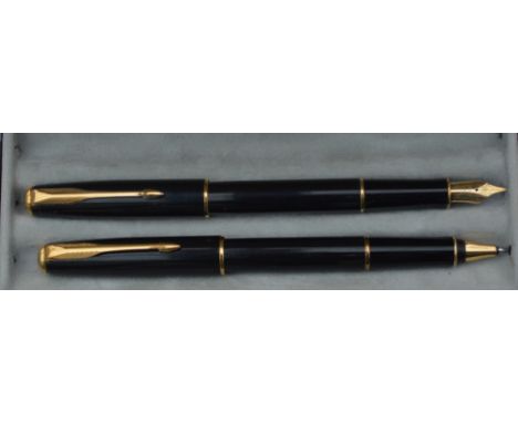 A Parker Sonnet fountain pen and roller ball, laque black, 18k nib