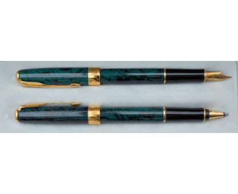 A Parker Sonnet fountain pen and roller ball, premier green laque, 18k nib