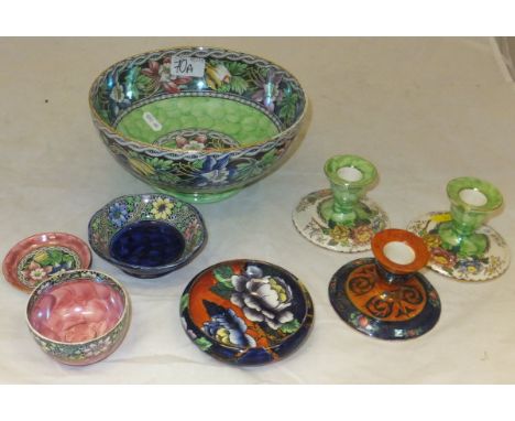 A collection of Maling ware to include a "Columbine green" pattern bowl, a "Columbine rose" pattern pin dish, a "Lace border 