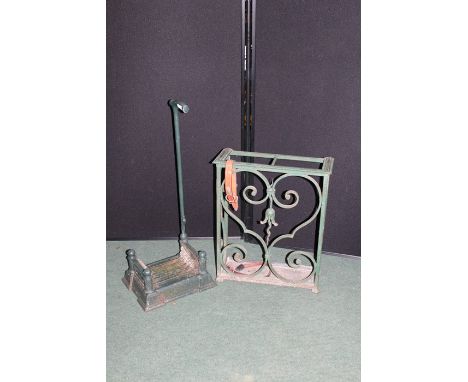 Cast iron boot scraper, with handle and side brushes, cast iron stick stand with scroll decoration, 47.5cm wide (2)