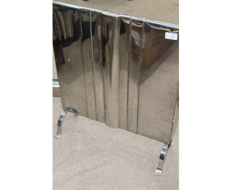 CHROMIUM PLATED KERB FENDER AND MATCHING FIRESCREEN (2)