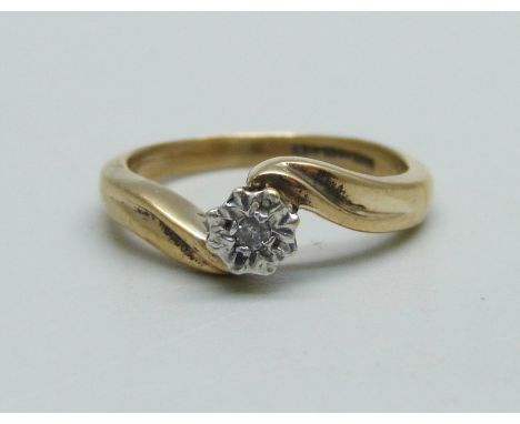 A 9ct gold and diamond solitaire ring, 2.3g, I 