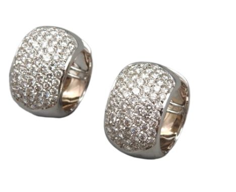 Paar Brillantohrringe in Weißgold 18 K WG, hochfeine Juweliersqualität, besetzt mit Brillantenvon jeweils ca. 1,5 ct tw/vsi1,