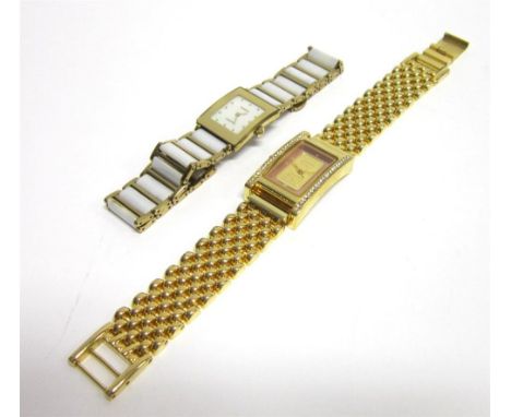 RADO, DIASTAR, A LADY'S CERAMIC BRACELET WATCH the mother of pearl dial with gilt dot batons and hands, four screw case back 