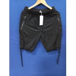 1,421 x Mens Long Shorts Bronx