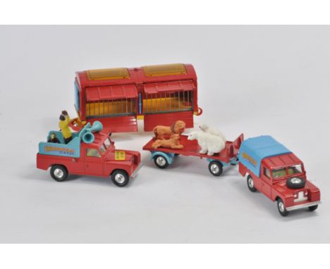 Corgi No. GS19 Chipperfield Circus Gift Set - 2nd issue with Land Rover - red, blue plastic canopy, lemon interior and traile