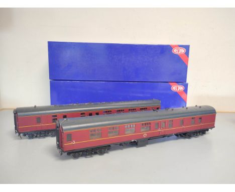 Heljan. Two boxed 1.43 scale 0 gauge Mk1 BSK brake second corridor coaches in BR maroon 4921. (2) 