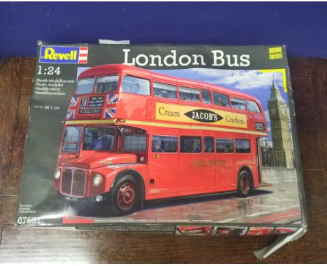Revell. Boxed 1/24th scale No. 07651 Routemaster London Bus. 