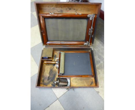 A vintage Underwood fitted printers box