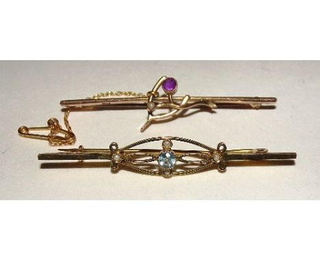 Two 9ct gold bar brooches, one set with amethyst, the other with aquamarine, both stamped 9ct, 5.5cm long, 5.2g (2)