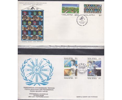 Malaysia - 1985-1993 A fine collection of First Day Covers, many good thematic issues (80 approx) A/Blank