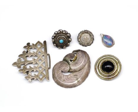 Silver and metal jewellery group includes a brooch marked STG Sil Angus and Coote, an cannetille pendant, unmarked metal scar