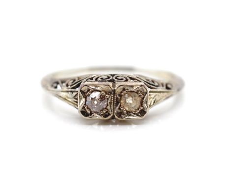 Antique 18ct white gold filigree ring set with a diamond and a spinel. Marked18ct. Approx weight 1.9 grams, ring size N