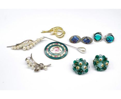 A good antique enamel brooch and jewellery group includes two silver and pearl brooch, costume jewellery earrings, hat pin, c