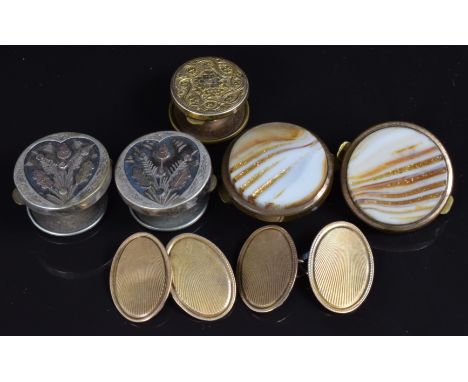 A pair of 9ct gold cufflinks with engine turned decoration (5.7g) and various Victorian buttons