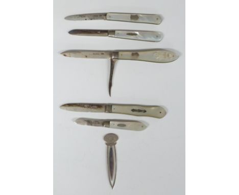 Five hallmarked silver bladed mother of pearl handled folding fruit knives, one with two tools, length when opened 15.5cm, to