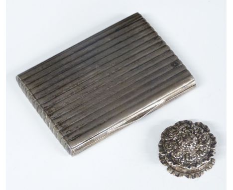 Continental white metal trinket box or cigarette case with ribbed exterior and gilt interior, marked 935 and sterling length 