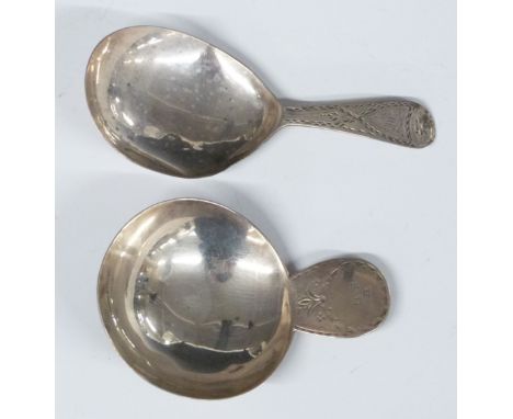 Two Georgian hallmarked silver caddy spoon with bright cut decoration, London, 1801 and 1790, makers William Stroud and Thoma
