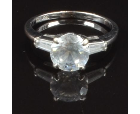A 14k white gold ring set with cubic zirconia, size M, 2.7g