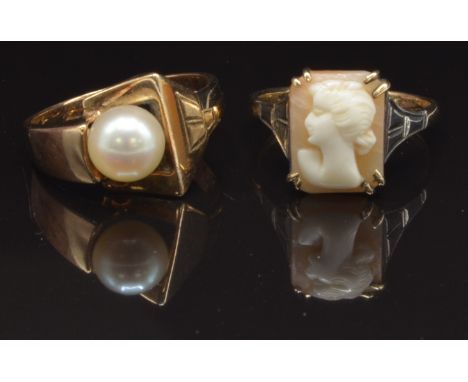 A 9ct gold ring set with a cameo, size L and a 9ct gold ring set with a pearl, size M, 6.3g