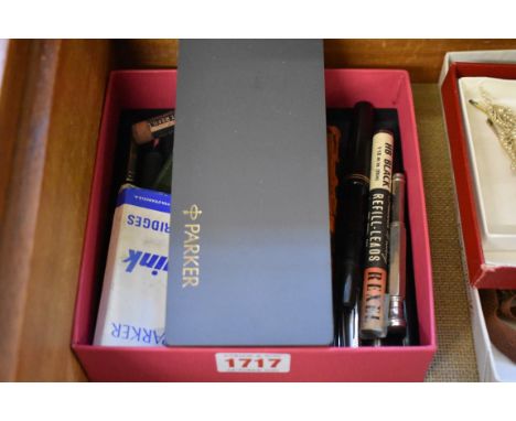 A collection of vintage pens,&nbsp;to include: a Mabie Todd 'Swan SF1'; three others with 14ct nibs; and a propelling pencil,