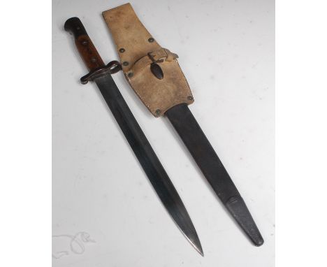 A British 1903 pattern bayonet, the 30.5cm blade having a  crowned ER cypher 1903 6 '05 and EFD for Enfield to the opposing s