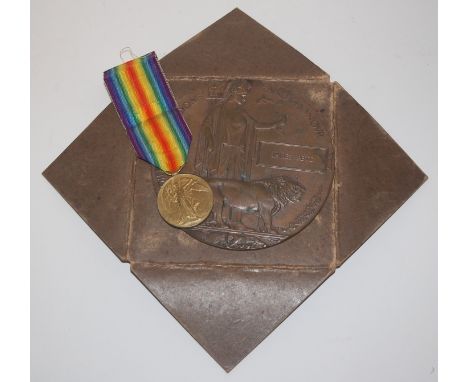 A WW I Victory medal, naming S-11960. PTE. J. PETO. RIF. BRIG., together with a bronze memorial plaque in original sleeve to 