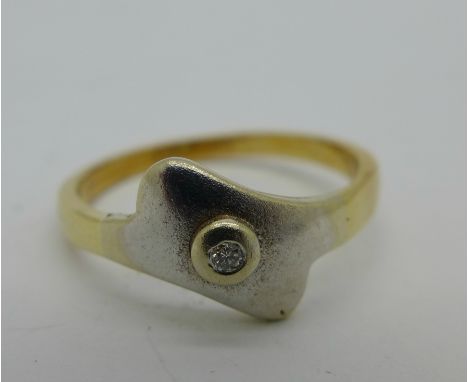 A 14ct gold and diamond ring, 2.8g, N